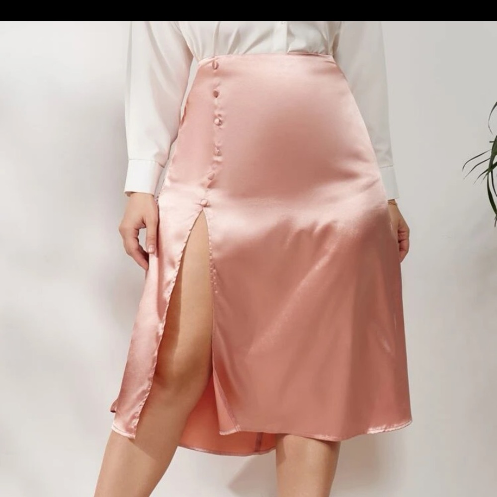 Silky satin scrunch high-waist slit thigh skirt